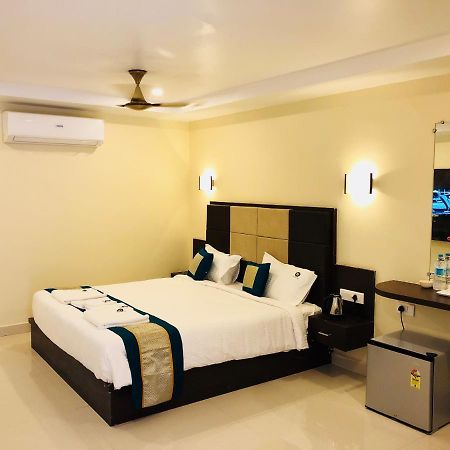 Hotel Fortune M R Grands Suluru ภายนอก รูปภาพ